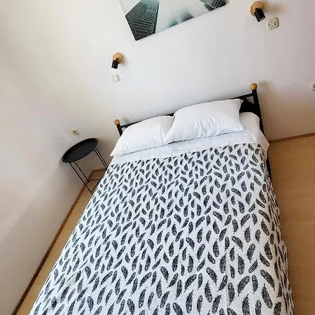 Old Market Apartman *